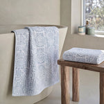 Jasper Cotton Geometric Jacquard Plush Bath Towel Set 2-Piece
