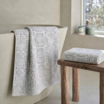 Jasper Cotton Geometric Jacquard Plush Bath Towel Set 2-Piece