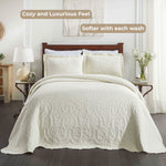 Aspen Jacquard Bedspread Set – 3‐Piece Cotton Blend Floral Bedding