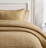 Superior Bella 100% Silk Luxury Premium All-Season Handmade Quilt Set