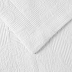 Superior Florin Cotton Jacquard Scrolling Medallion Bedspread Set