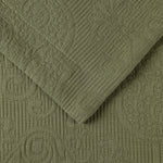 Superior Florin Cotton Jacquard Scrolling Medallion Bedspread Set