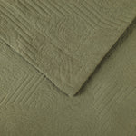 Superior Victory Cotton Matelasse Medallion Airy Bedspread Set